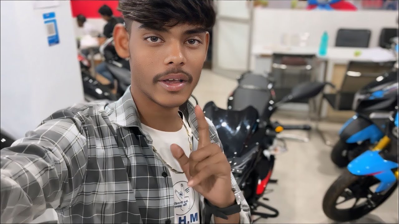 New Bike Lene Gye Showroom 😱 Par Ye Ho Gaya!