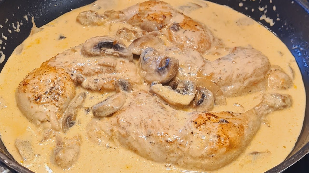 MUSLOS DE POLLO EN SALSA DE CHAMPIÑONES Y CREMA | FÁCIL Y RICO