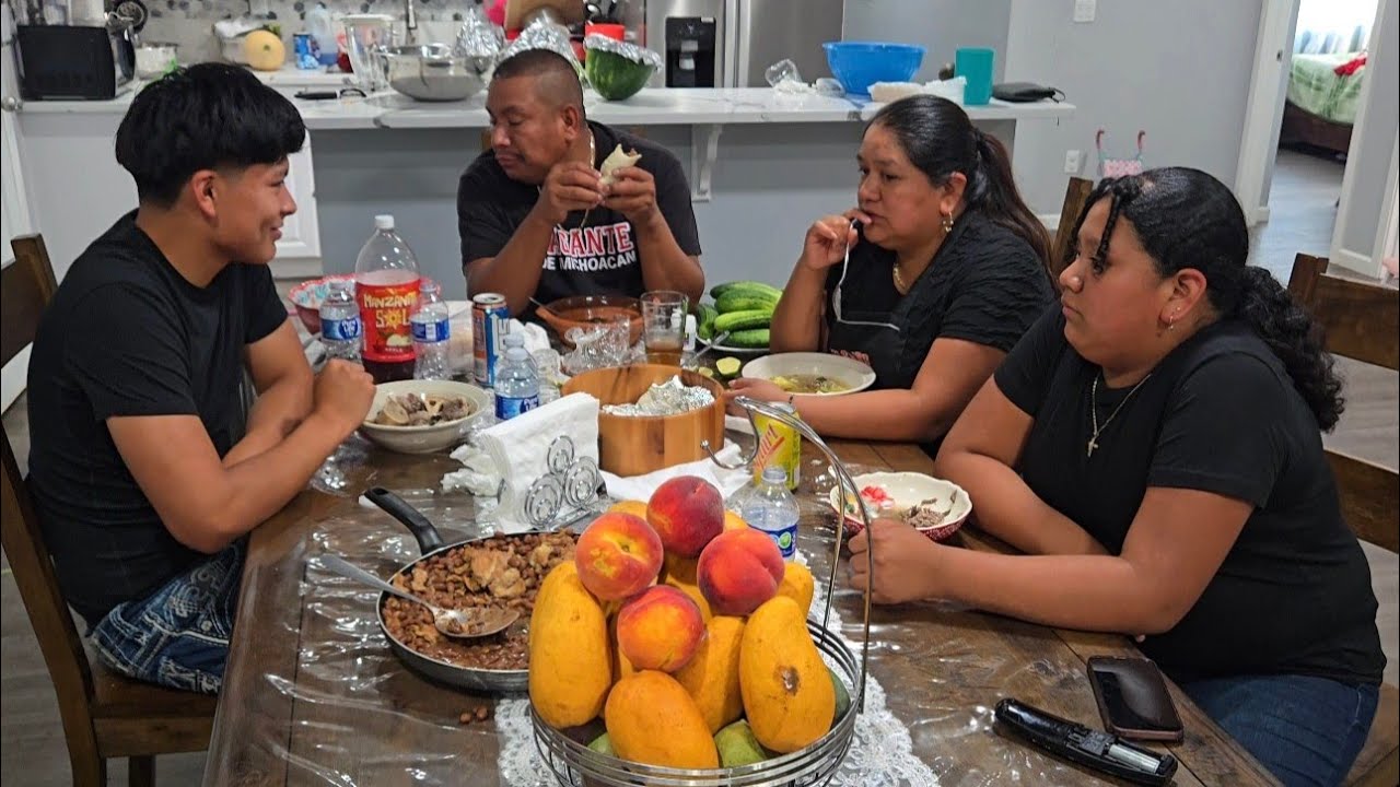 Mi esposo nos quiere yebar a vivir con su  mamá en México ya me iso enojar y le contesté brava