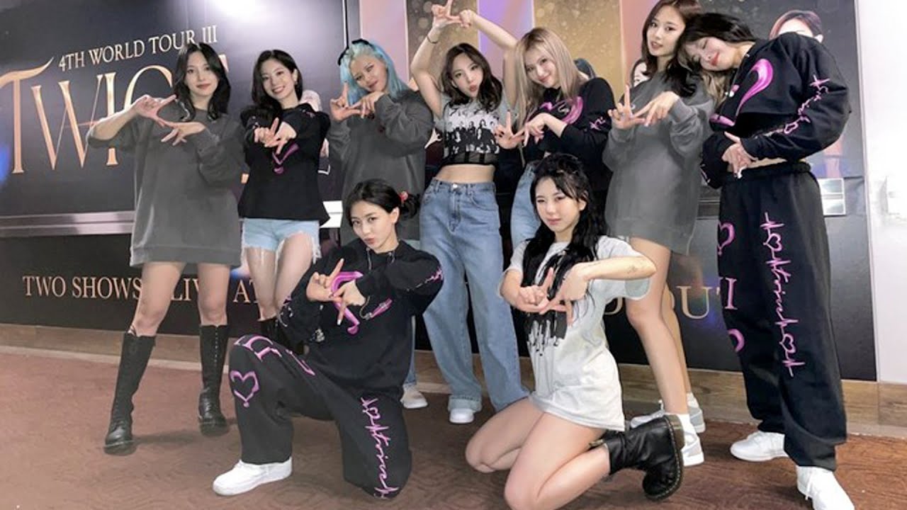 TWICE's 