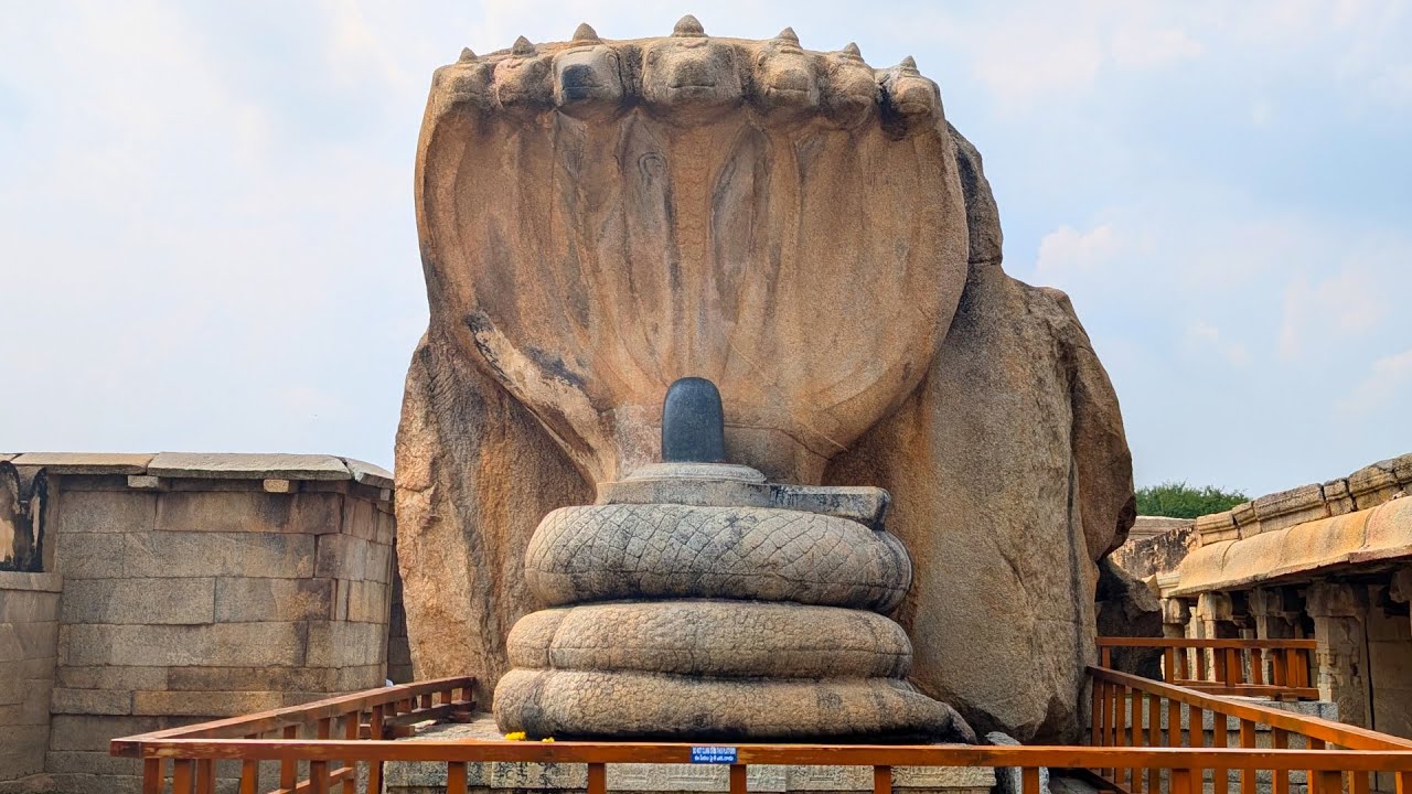 Lepakshi Temple, Andhra Pradesh, A Visual Feast of Art & Architecture!