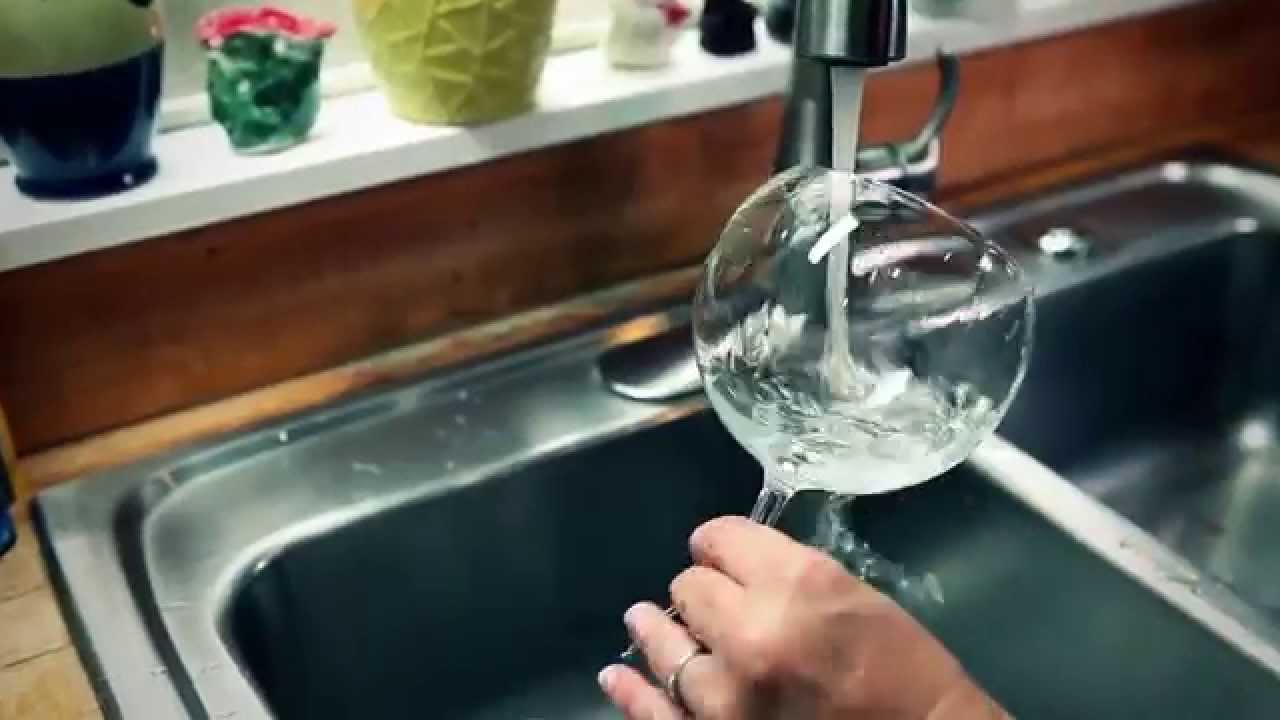 Clean Non-Stick Cookware and Other Delicate Surfaces with S.O.S® Non-Scratch Scrubbers