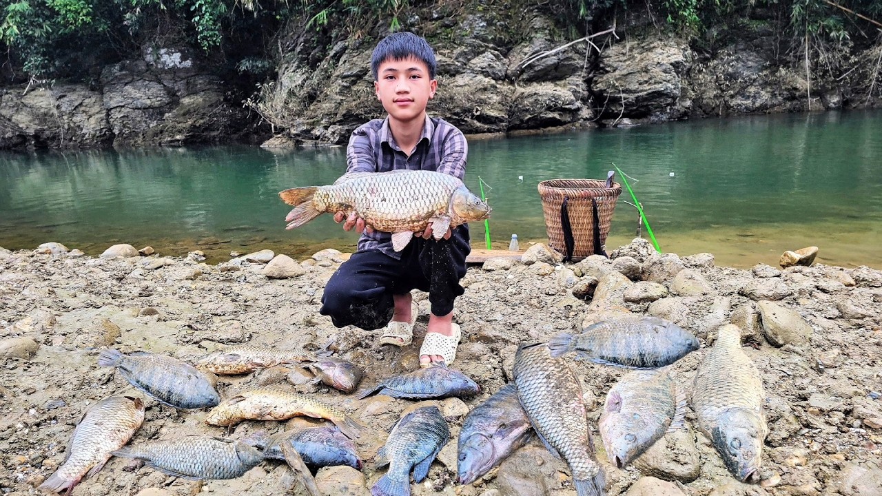 Nam's fishing trip was very successful, and he brought a large carp to visit his kind grandmother
