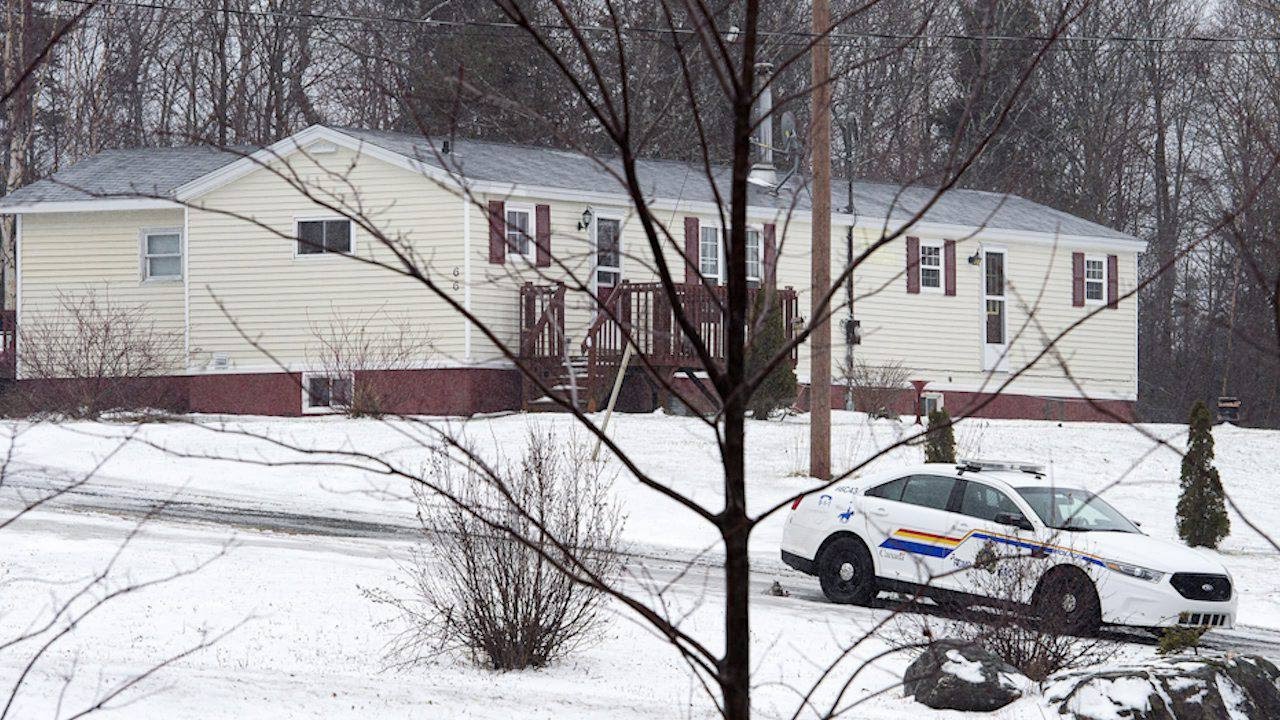 Nova Scotia family shooting deaths 'incredibly tragic': RCMP