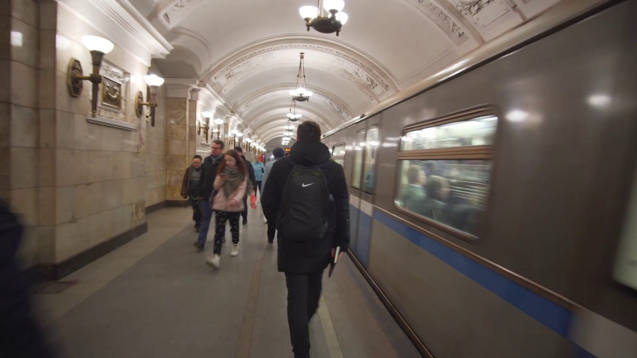 Russia, Moscow, metro ride from Добры́нинская to Октя́брьская