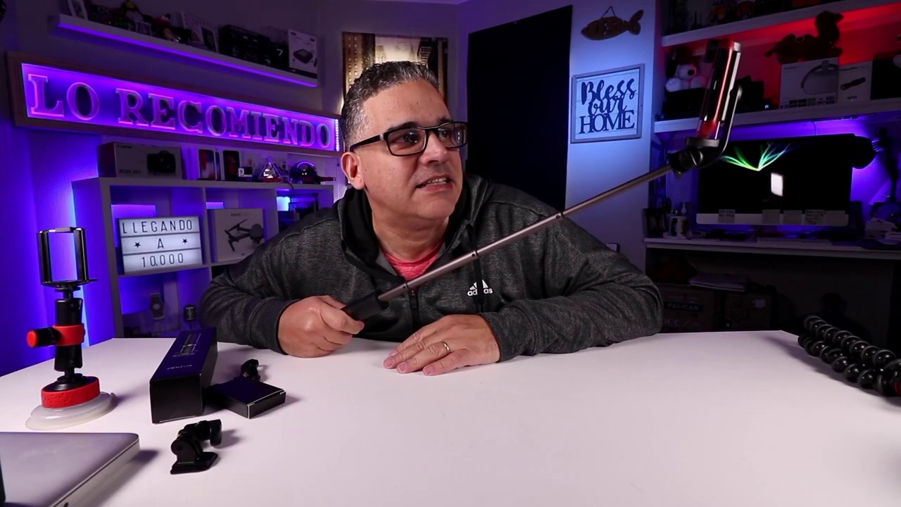 BlitzWolf  Versatile 3 in 1 Bluetooth Tripod Selfie Sticks