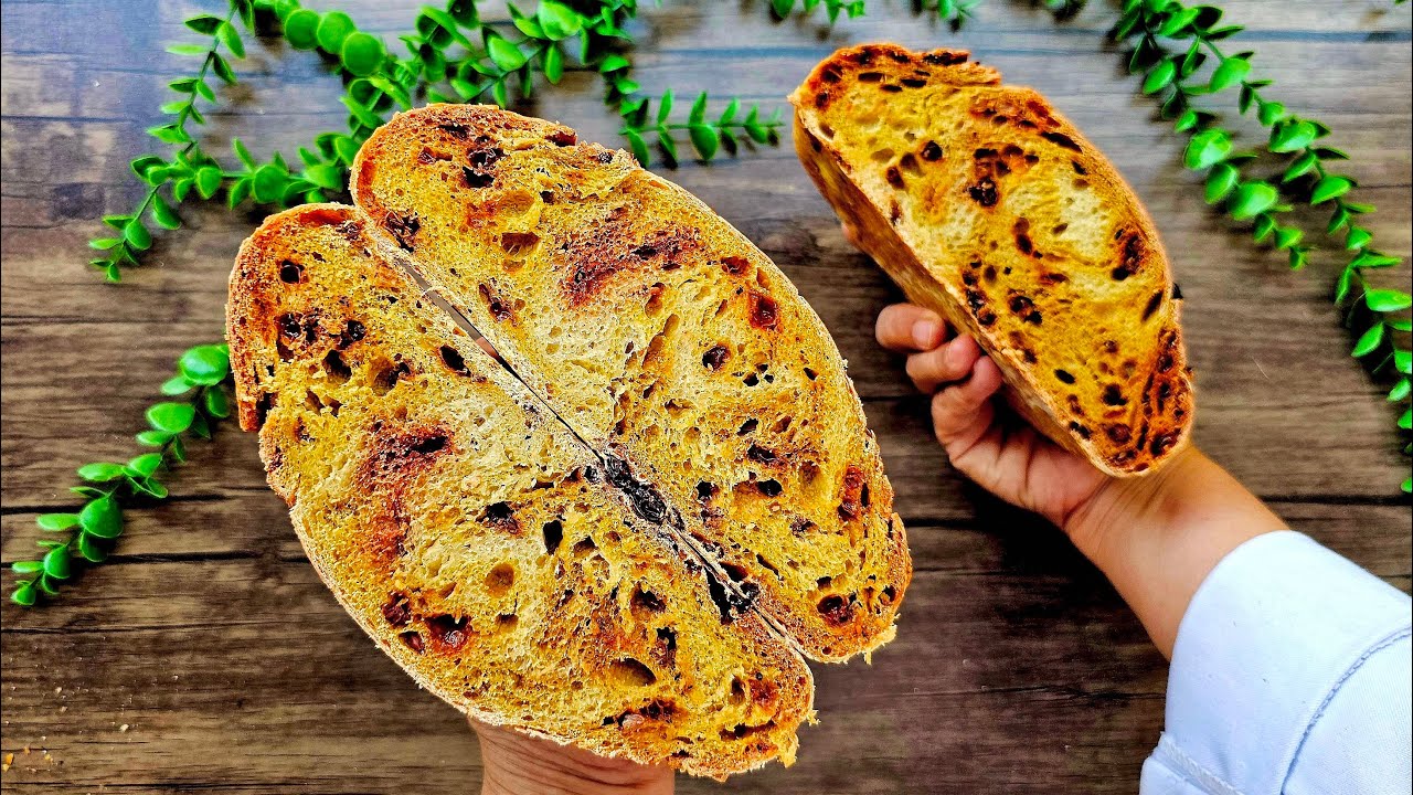 این نان ایرانی از هر نان فرانسوی خوشمزه‌تره! نان خمیرترش با زرشک و زعفران 😍