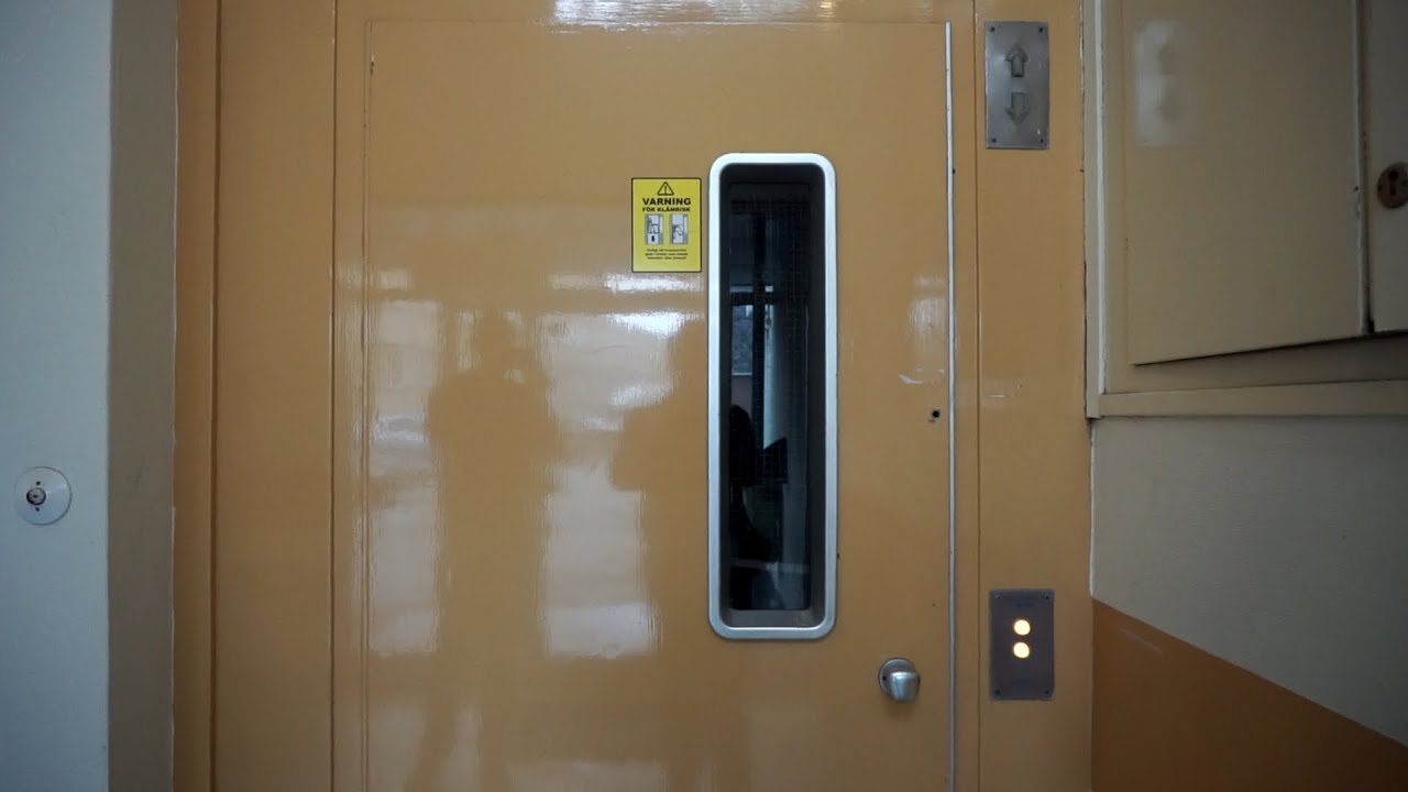 2x 1966 ASEA Graham traction elevators with inner doors @ Krossgatan 36 & 38, Stockholm, Sweden