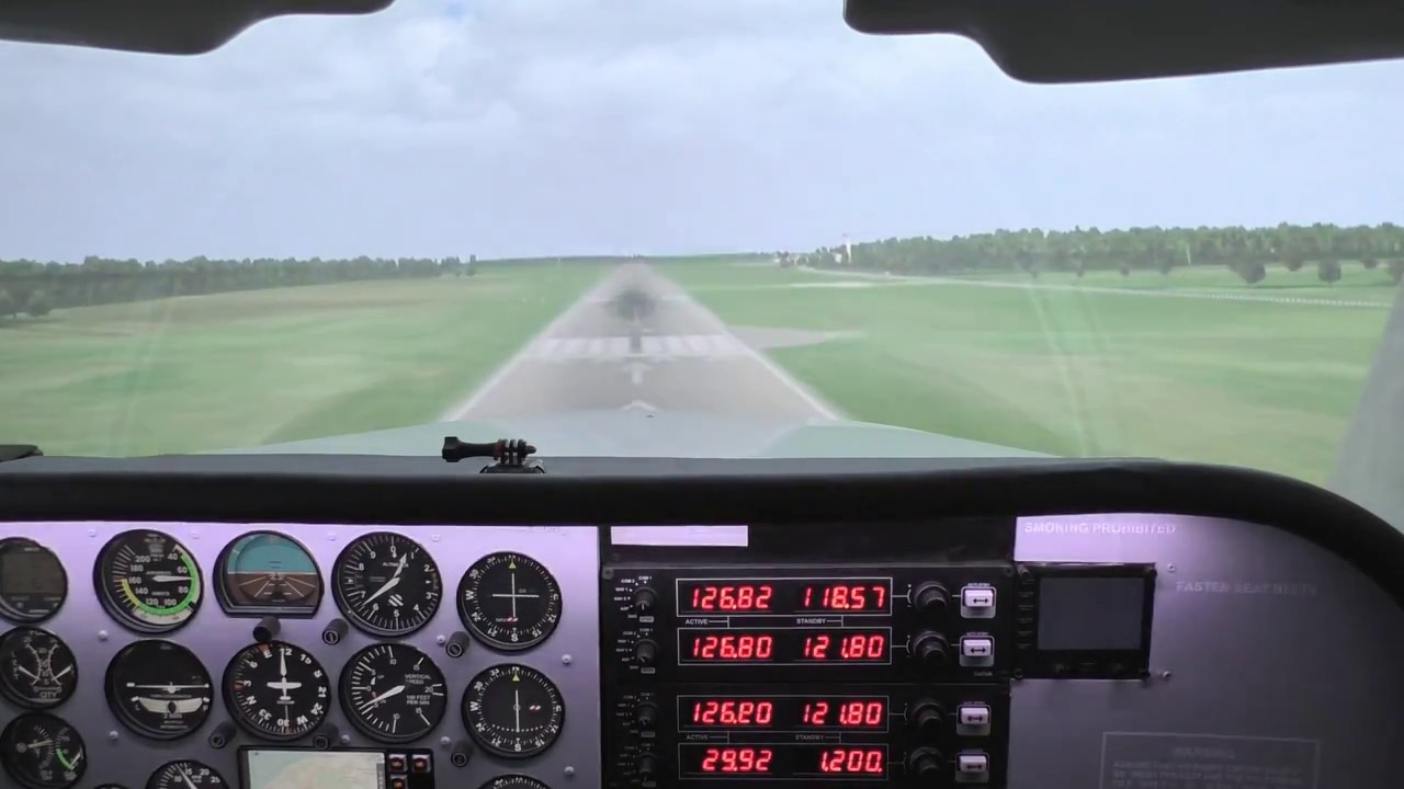 Time lapse landing Deauville LFRG Xplane 11.10