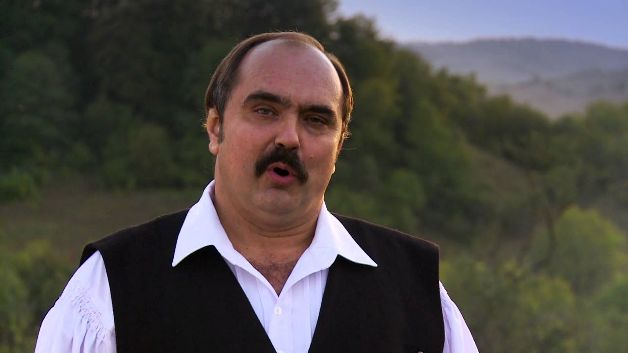 Nézek a nagy messzeségbe