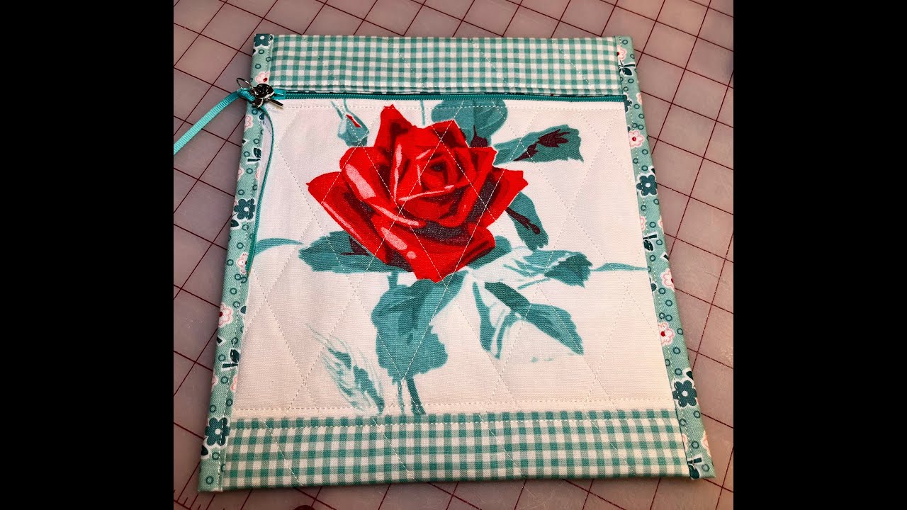 Vintage Linen Zippered Bag Tutorial