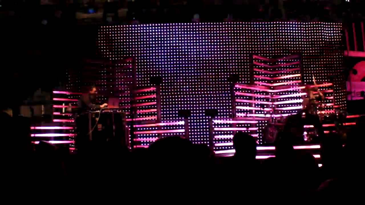 TRV$AM - CALI DREAMIN - LIVE @ T-MOBILE PARTY 5.14.09