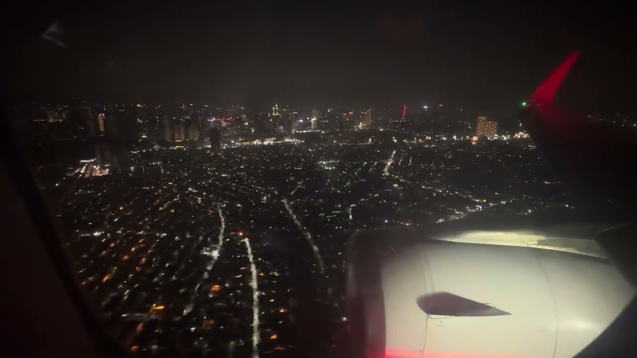 Philippine Airlines Cool and Clear Night View arrival at Manila with fantastic lights in the city. 