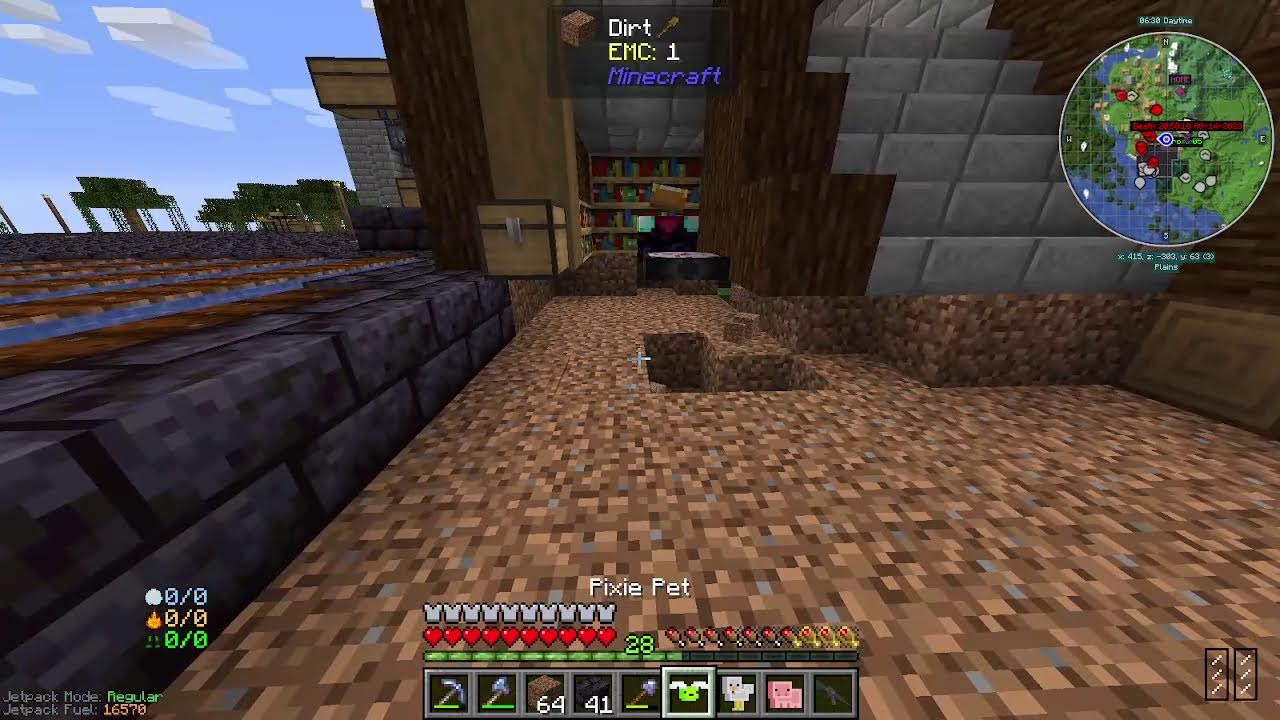 PLAYING MINECRAFT ON A MODDED WORLD | FEAT RO5IE