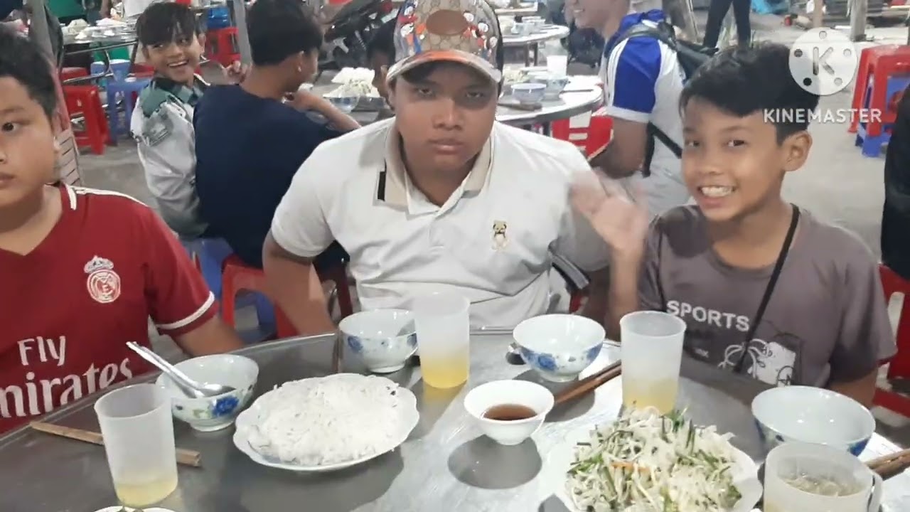 Đi lễ dâng sanh Đức thầy 