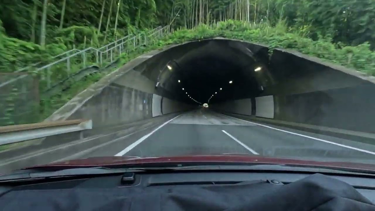 E16横浜横須賀道路-01（新保土ヶ谷IC～横須賀PA）