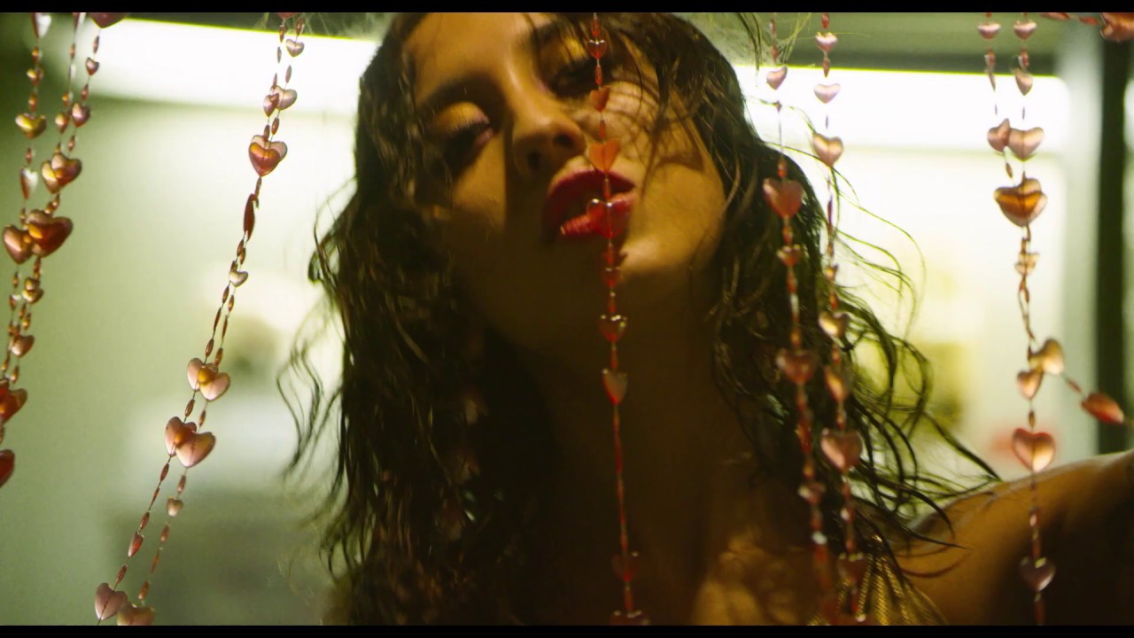 Isabella Lovestory - Humo [prod. Chicken]