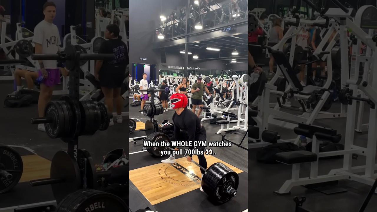 Pulled 700lbs in front of a crowded gym