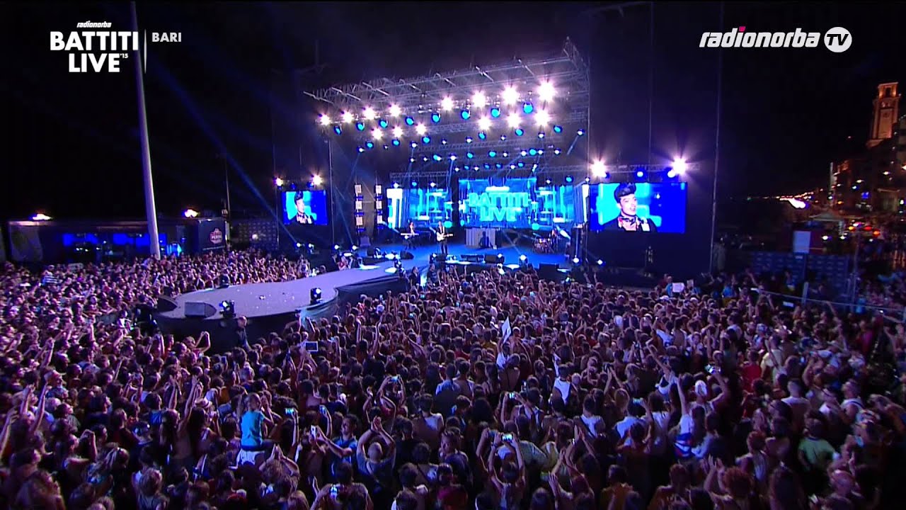 The Kolors - Battiti Live 2015 - Bari