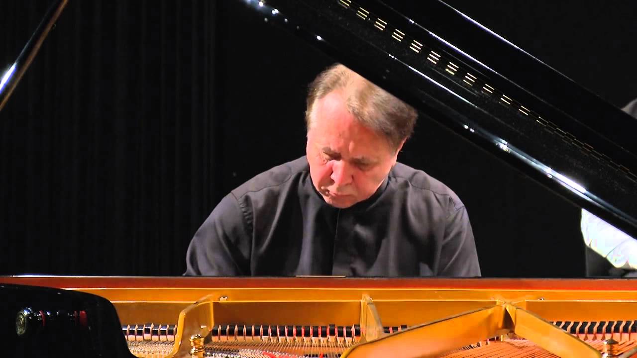 Joseph Haydn - Piano Concerto No. 11 in D major, Hob. XVIII/11 - Mikhail Pletnev