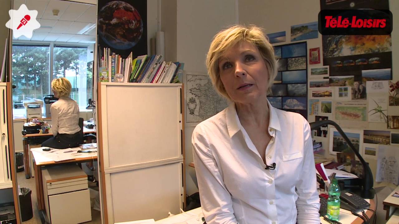 Reportage : dans les coulisses de la météo de TF1 avec Evelyne Dhéliat