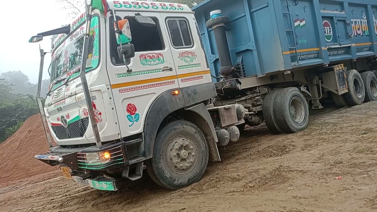Balu Koyla ke khadan chale la