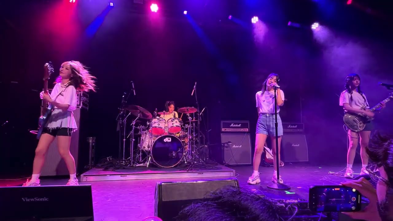 QWER ‘Discord’ encore Rockation live in Brooklyn New York 큐더블유이알 251031 4K