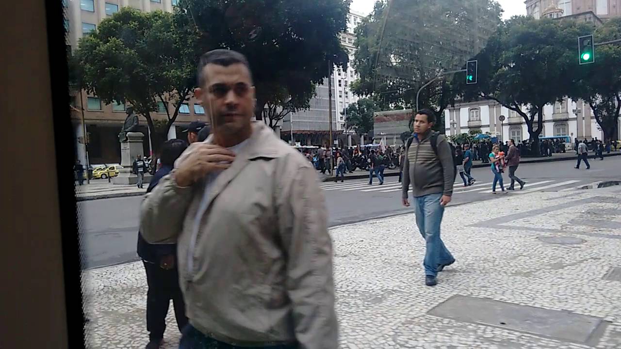 VLT CARIOCA - Entre as esta&ccedil;&otilde;es Sete de Setembro e Parada dos Museus.