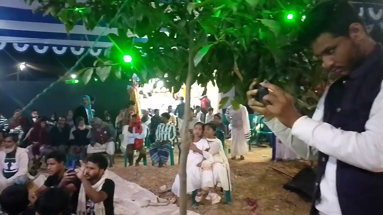 কে পারে সেই অধর চাঁদের/লালন শাঁই/আনু ফকির