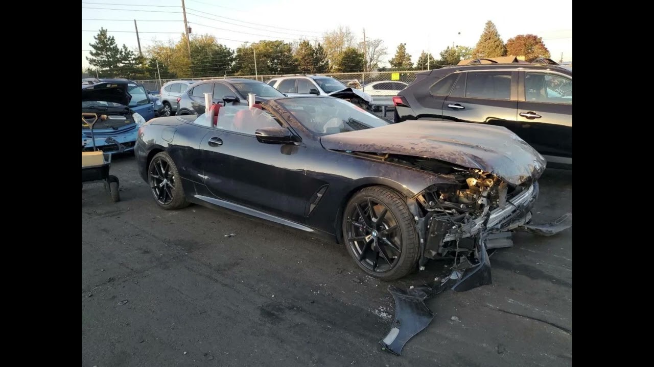 VIN   WBADZ4C05PCM43258   Damaged front end and side