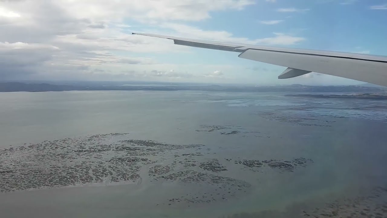 Auckland Airport Arrival
