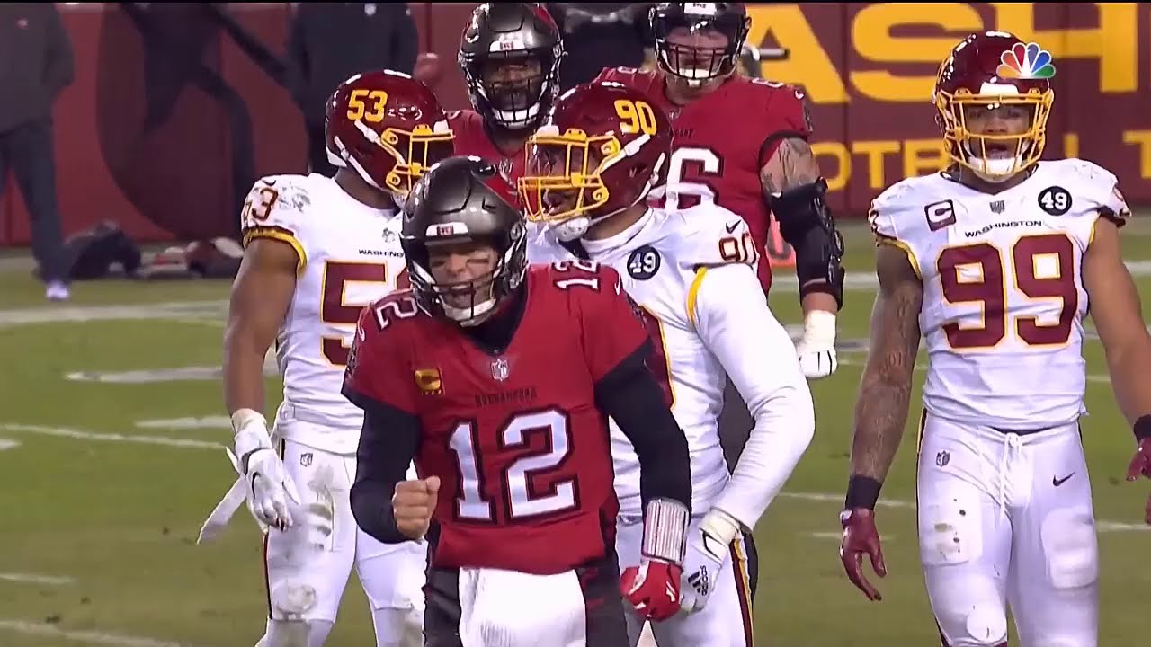 Tom Brady ANGRY with his receivers after taking a sack