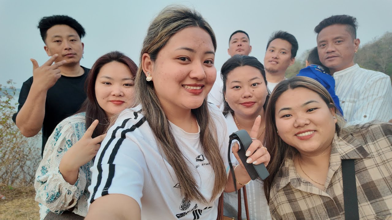 Guess the destination 🤭 with my sis and brother in law #tibetanvloger 