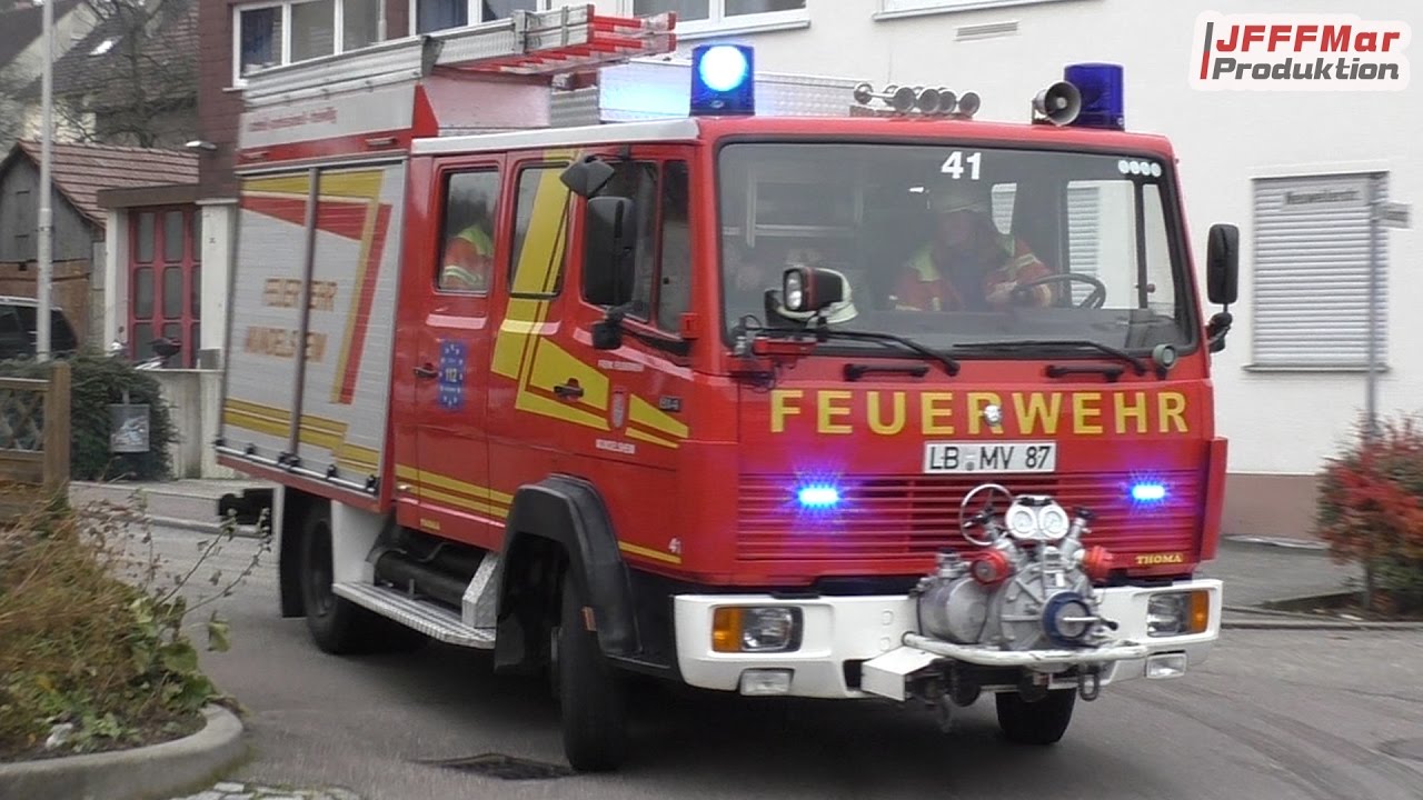 LF 8 FF Mundelsheim mit ankommenden FFlern