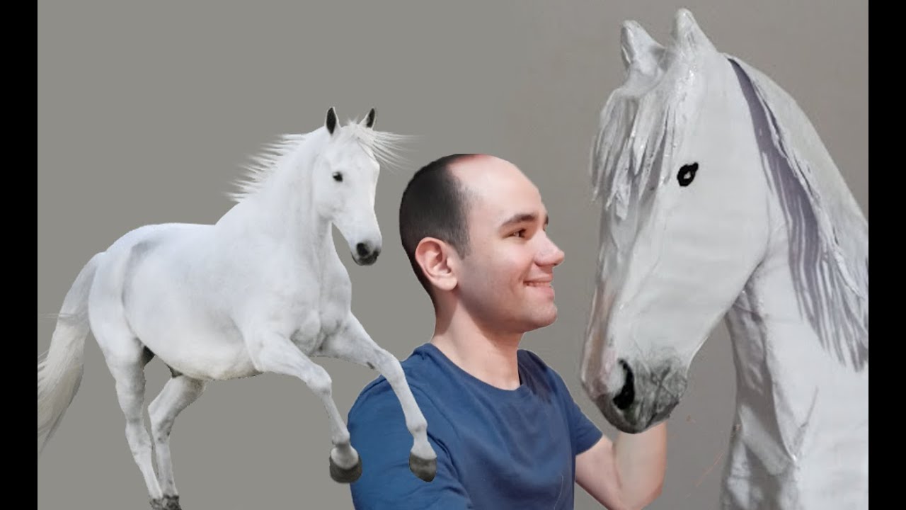 Картонная лошадь