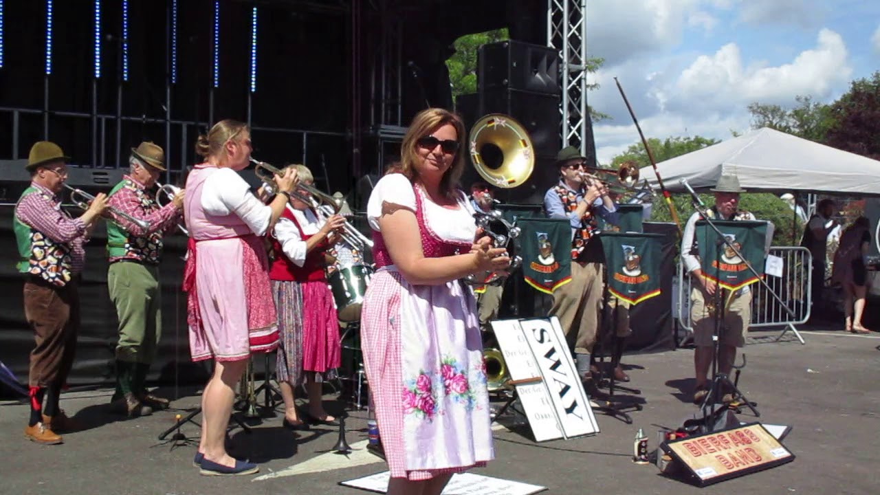 Bierfass band at wimborne folk festival 2019
