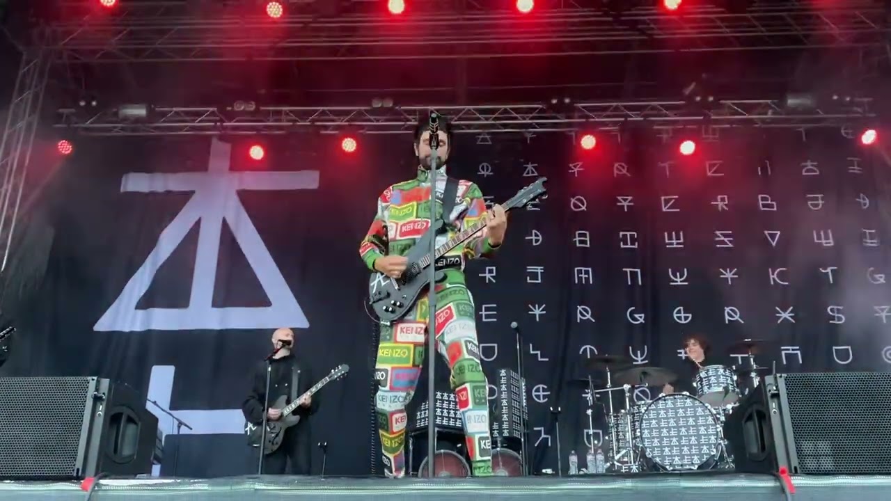 Kasabian-Underdog “Live” ( King john’s castle,Limerick ) 14th June 2023