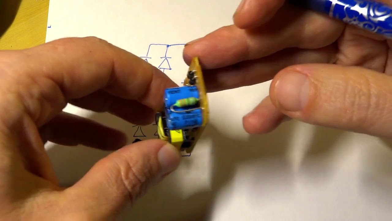 Alimentation à découpage de type FlyBack #1