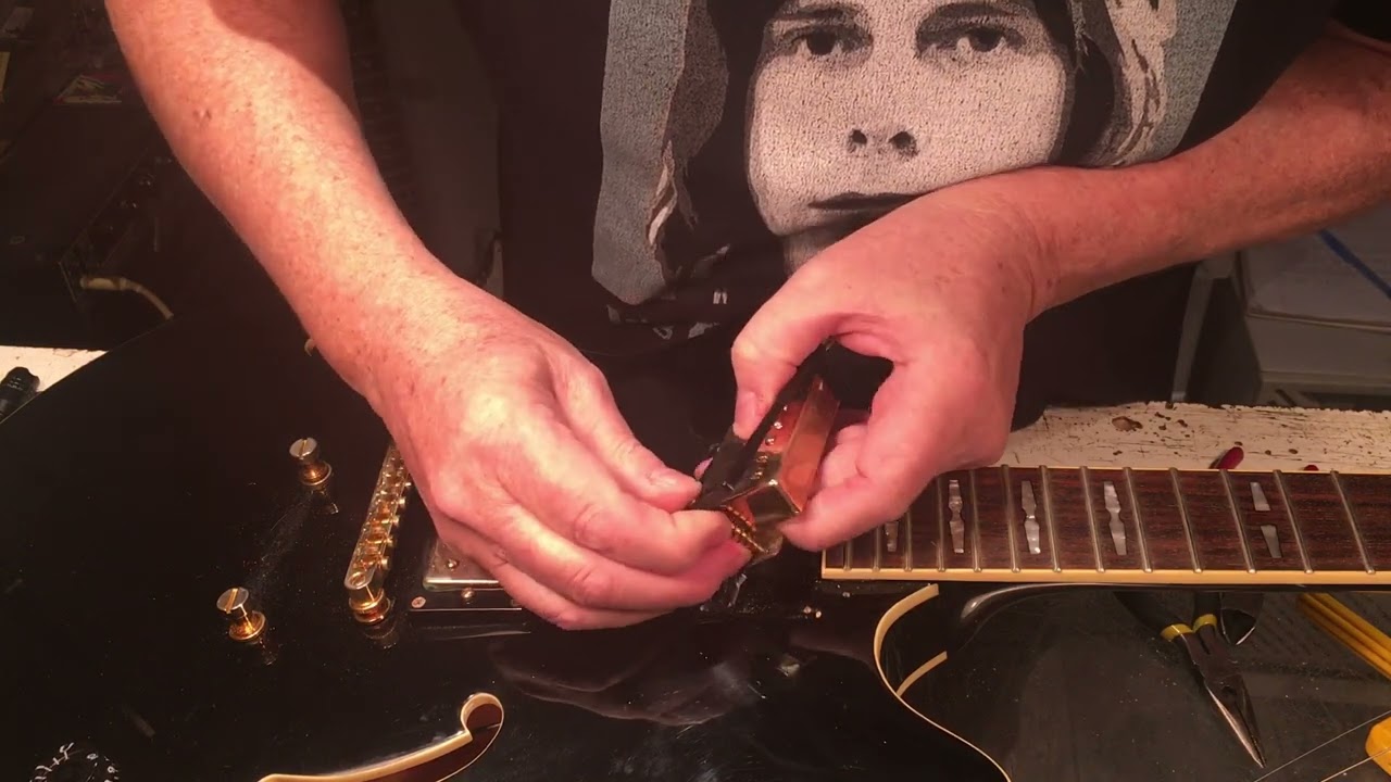 How to level a slanted humbucker pickup - quick and easy trick.
