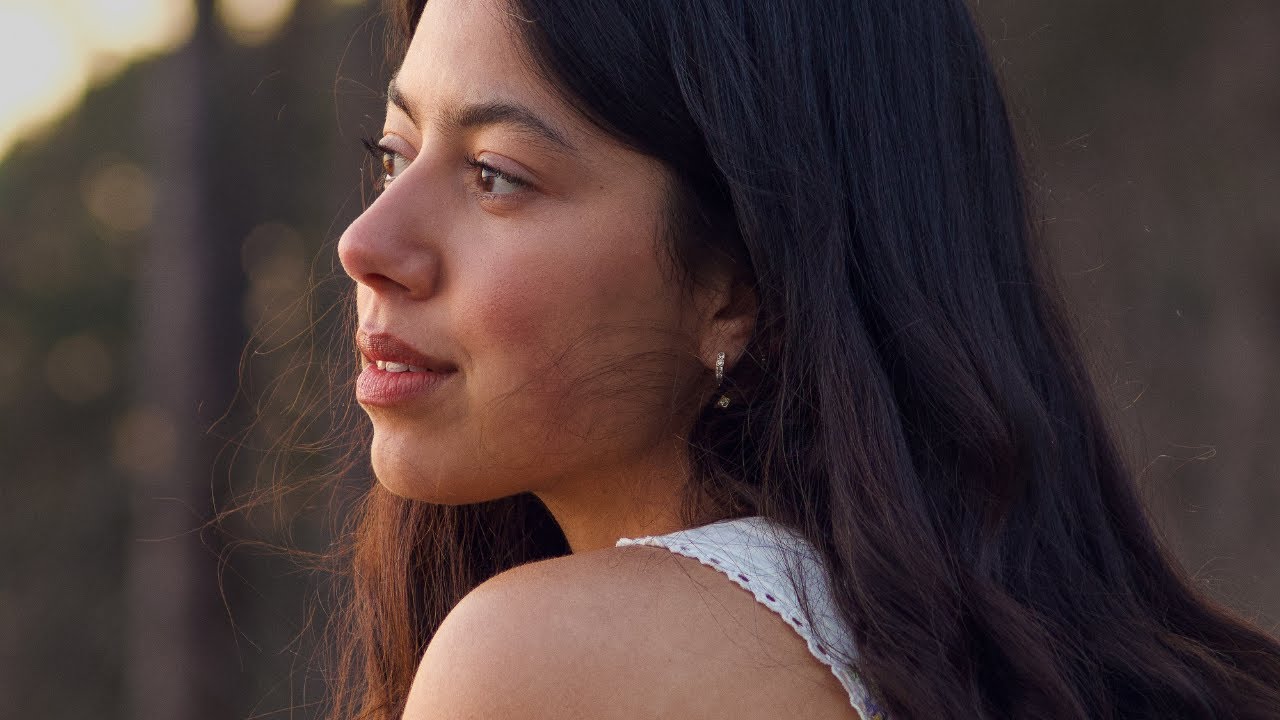 Laura Alden – Snowdrop (Official Audio)