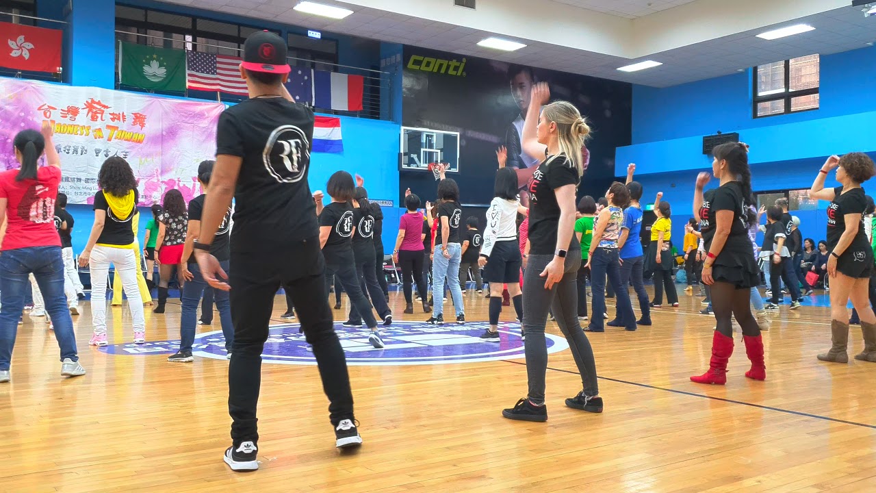 Skinny Love Line Dance by Roy Hadisubroto & Raymond Sarlemijn @ MIT 2019