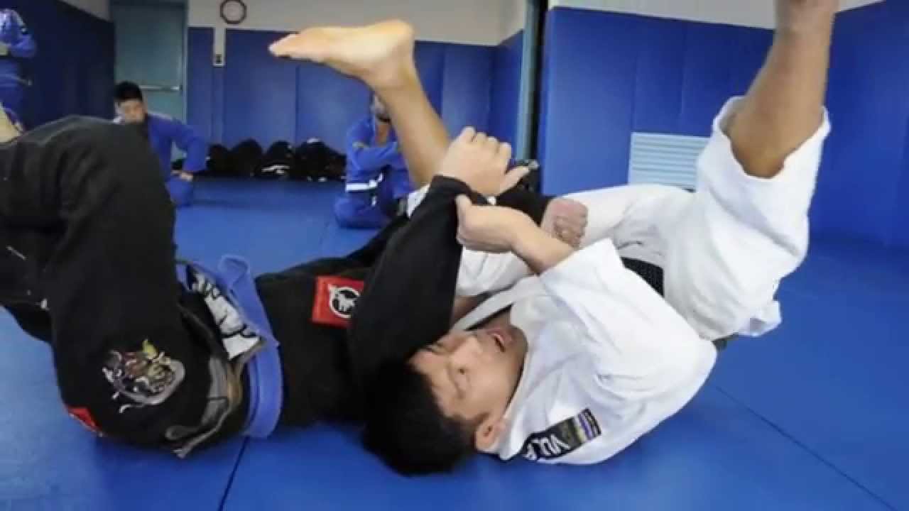 De la Riva | 5 Leg Lasso Sweeps with Professor Kris Kim, Seoul, Korea