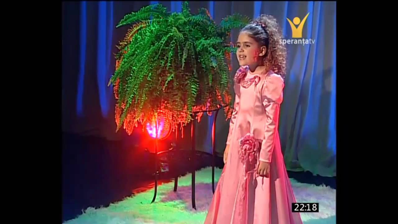 Evelyn Bordea - Cine oare ne-a creat?