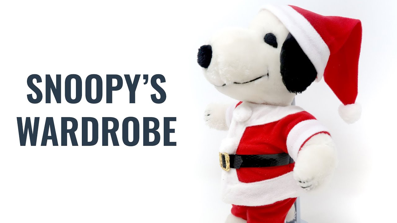 Snoopy's Wardrobe - Santa Snoopy Comes to Town | CollectPeanuts.com