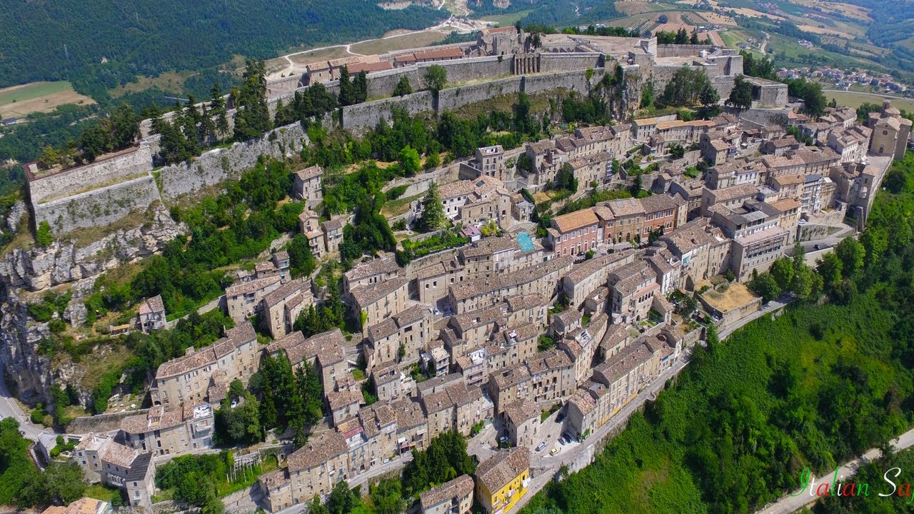 Fortezza di Civitella del Tronto • 2017 Drone ULTRA HD 4k