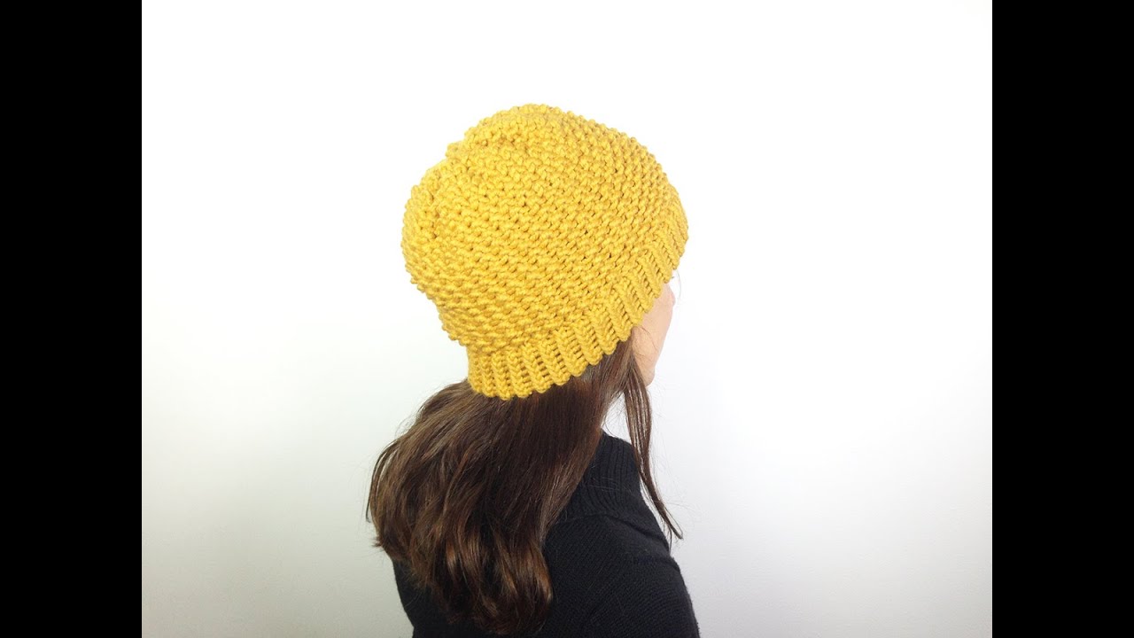 How to Loom Knit a Hat in Seed Stitch (DIY Tutorial)