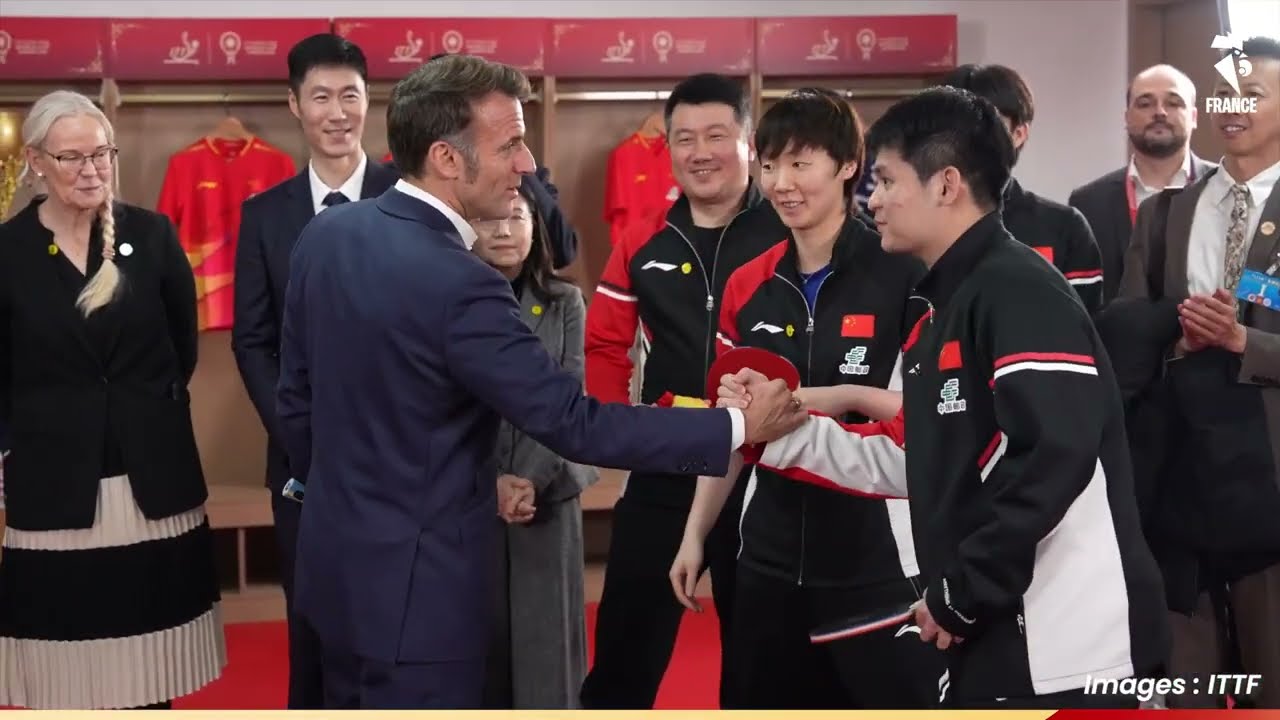 Match à suspense, visite du Président Emmanuel Macron … revivez la folle journée des Bleus | CHENGDU