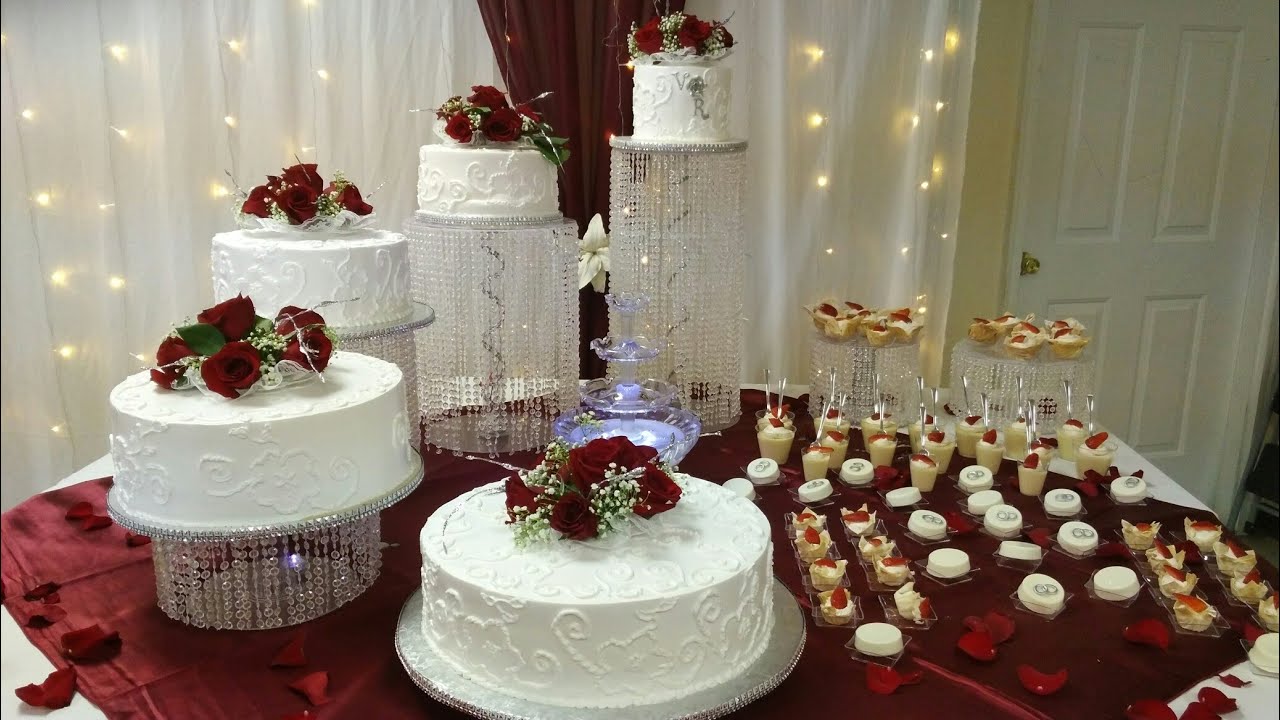 Instalando Pastel De Boda en Chantilly