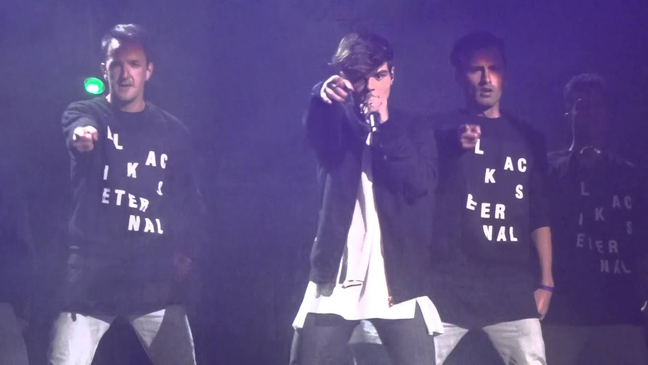Abraham Mateo - Undercover & Get the phone - Teatro Metropólitan (05-marzo-2016)