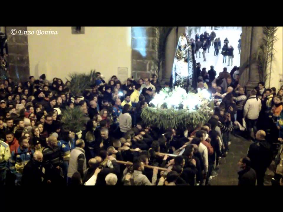 Bronte, processione del Venerdì Santo 2014 - L' Incontro alla Chiesa Madre